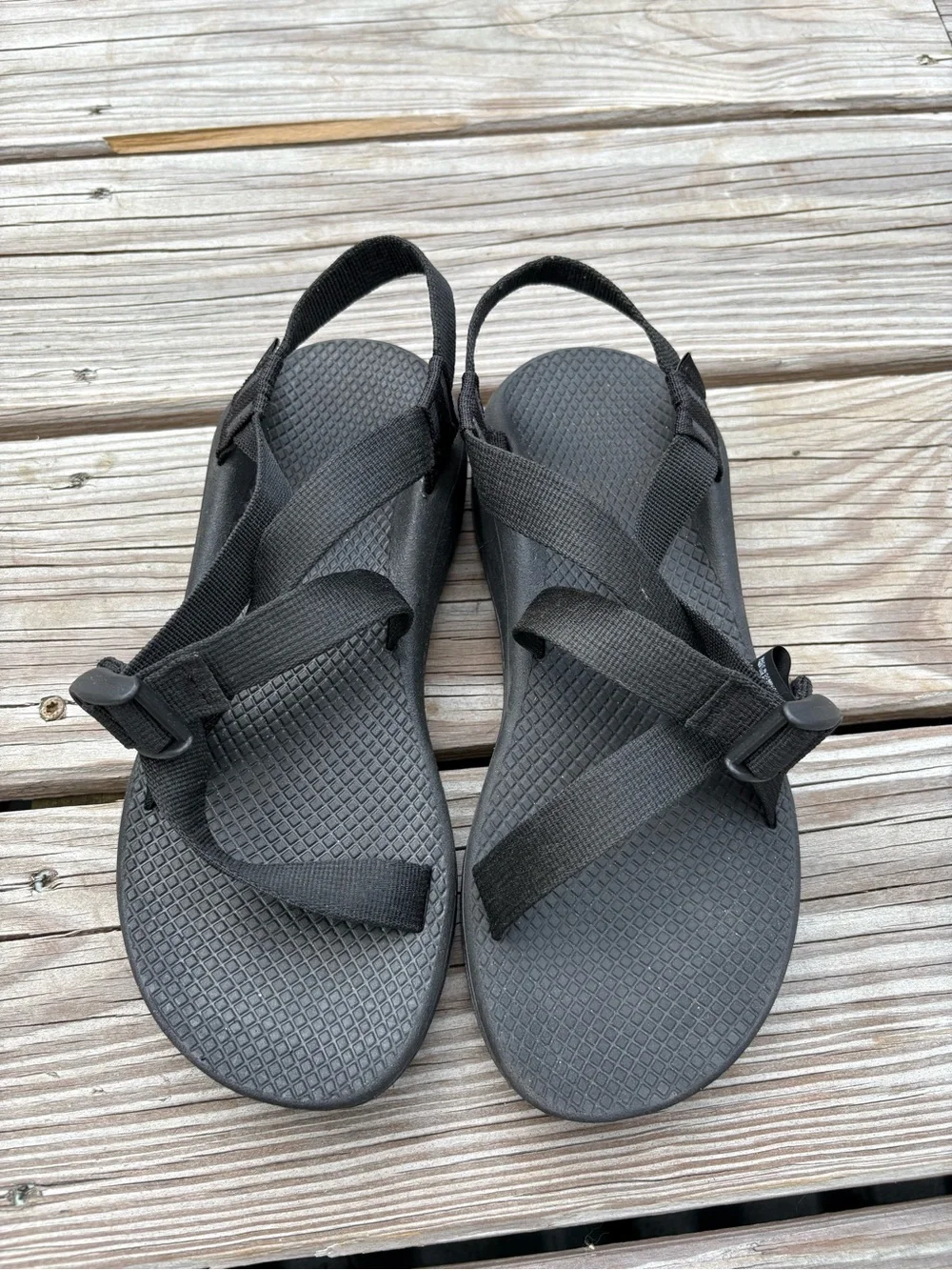 Chaco Women’s Black Adjustable Strap Sandals Size 9